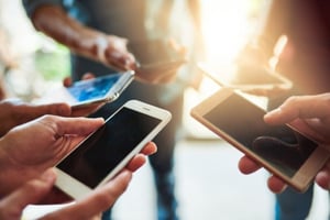 cell phones in a circle